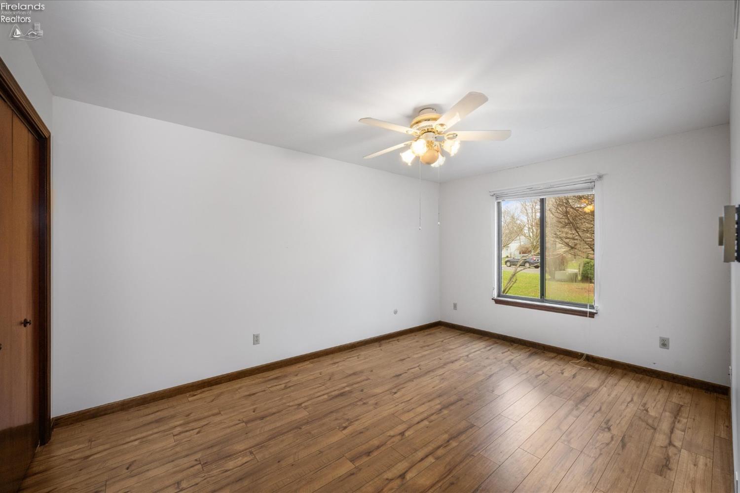 3211 Stonewood Drive, Sandusky, Ohio image 32