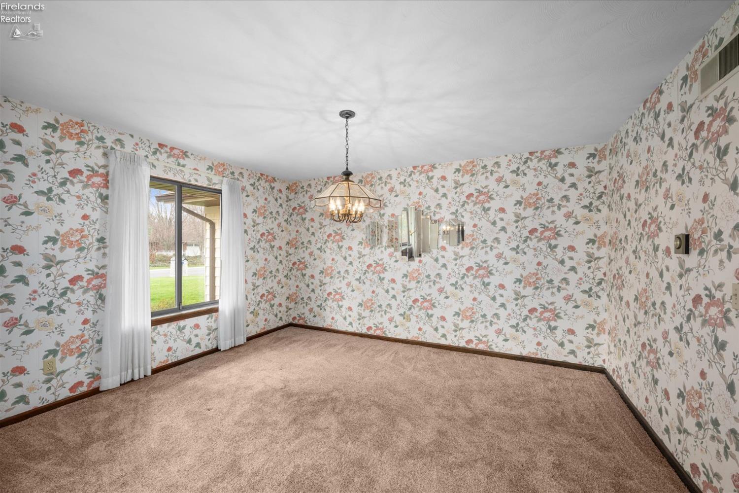 3211 Stonewood Drive, Sandusky, Ohio image 21