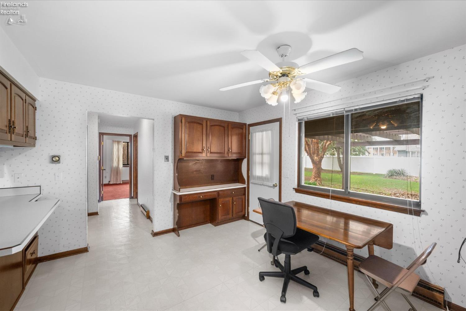 3211 Stonewood Drive, Sandusky, Ohio image 11