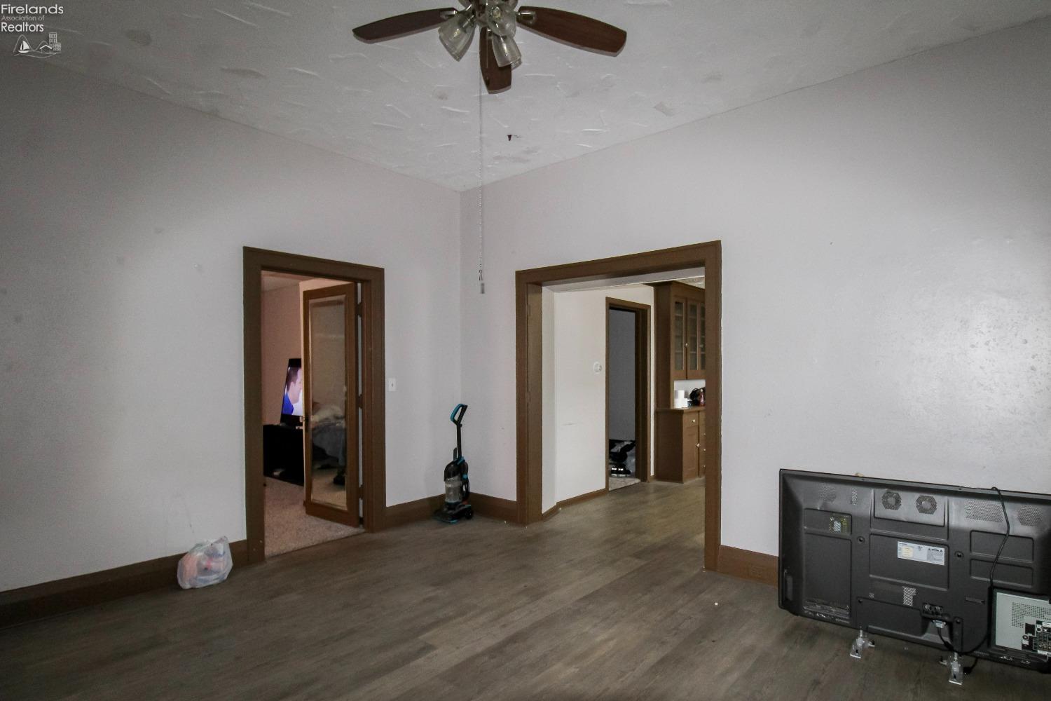 Sandusky, Ohio 44870, United States, ,Residential,Contingent,3653