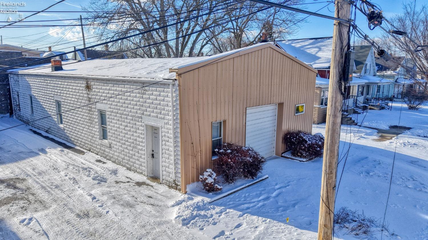 Sandusky, Ohio 44870, United States, ,Residential,Contingent,3653