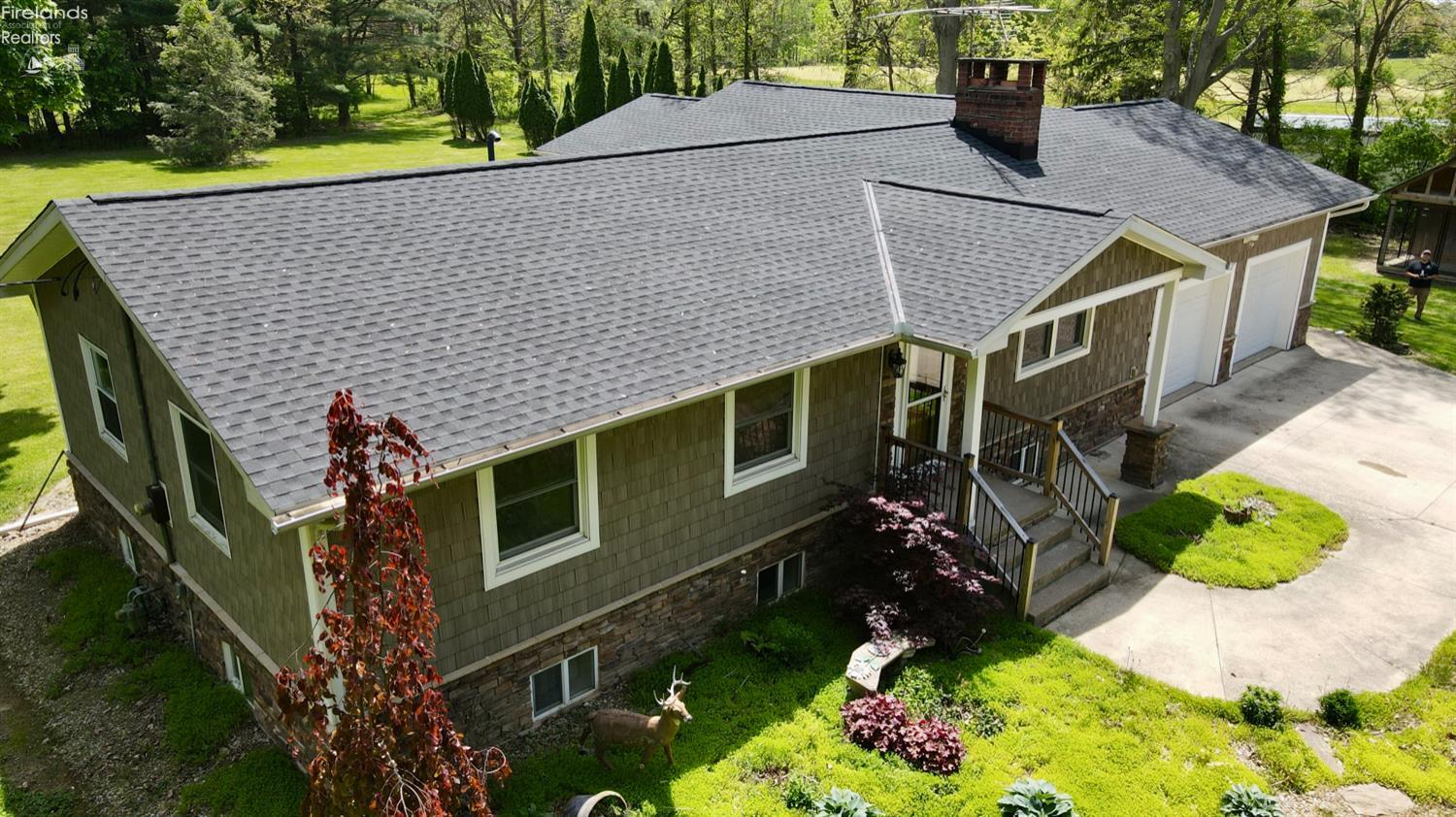 10208 River Road, Huron, Ohio image 2