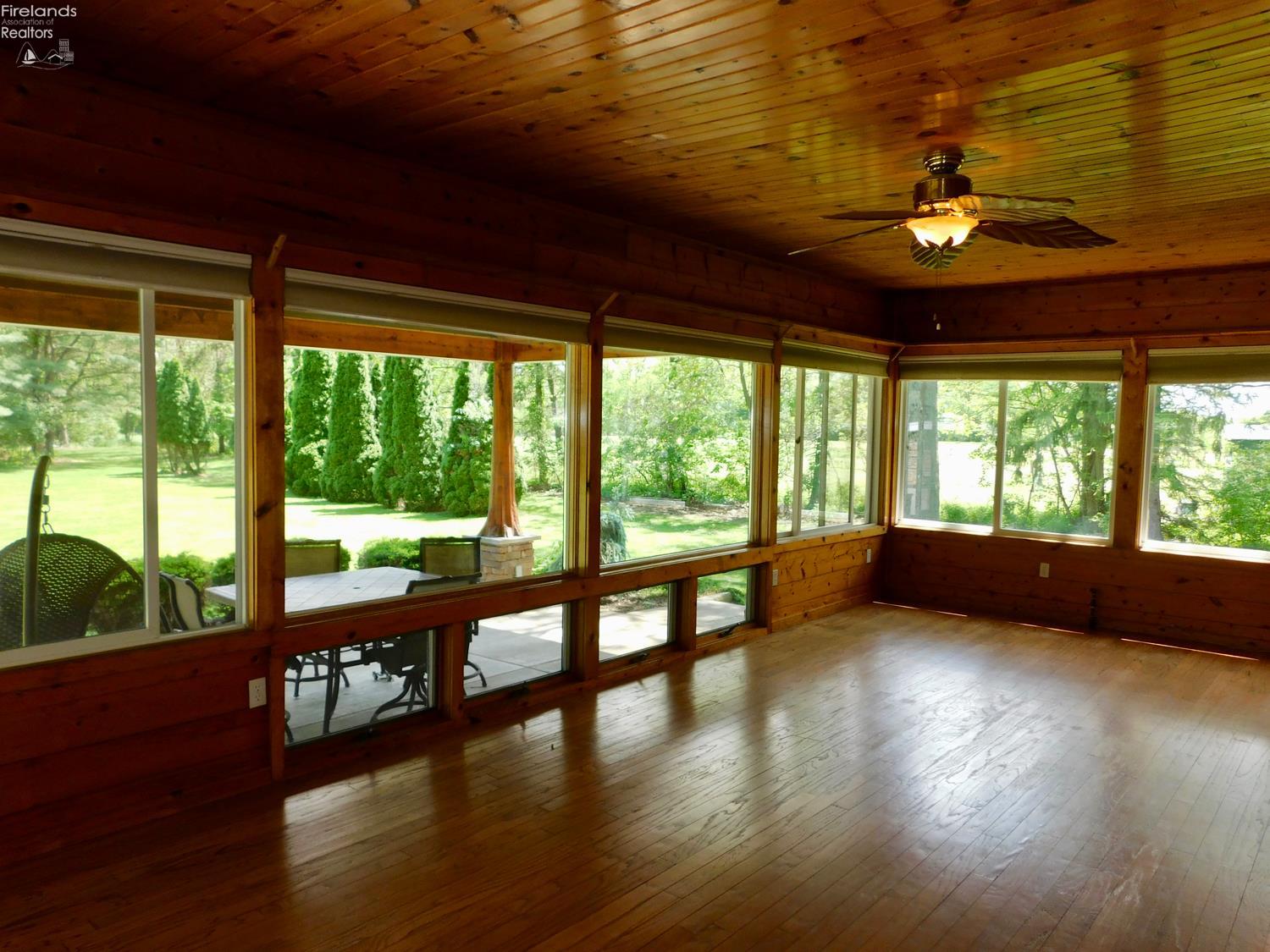10208 River Road, Huron, Ohio image 17