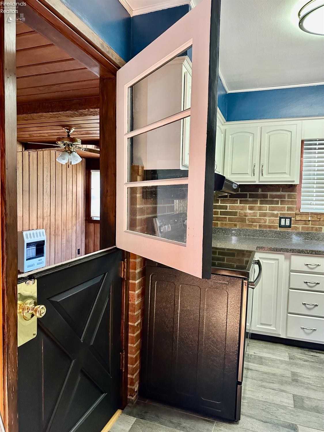 Sandusky, Ohio 44870, United States, 3 Bedrooms Bedrooms, ,1 BathroomBathrooms,Residential,Active,196872