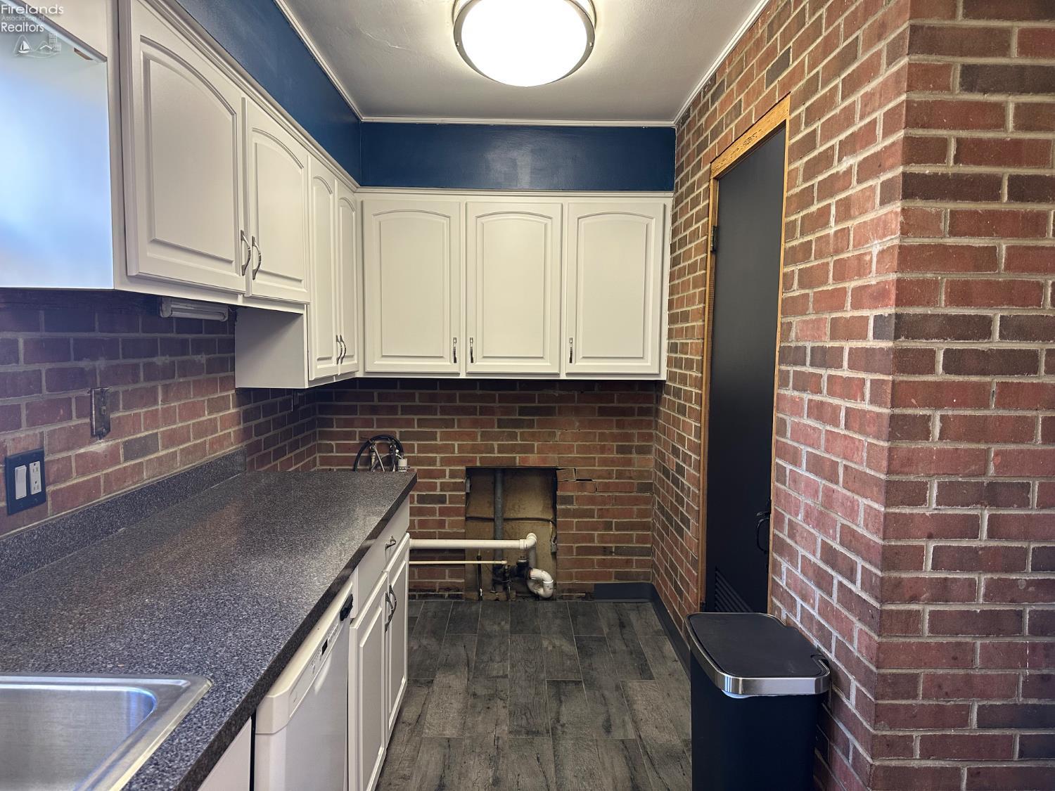 Sandusky, Ohio 44870, United States, 3 Bedrooms Bedrooms, ,1 BathroomBathrooms,Residential,Active,196872