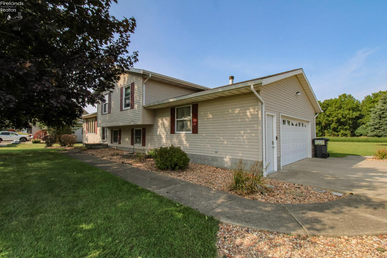 Norwalk, Ohio 44857, United States, 3 Bedrooms Bedrooms, ,2 BathroomsBathrooms,Residential,Contingent,206885