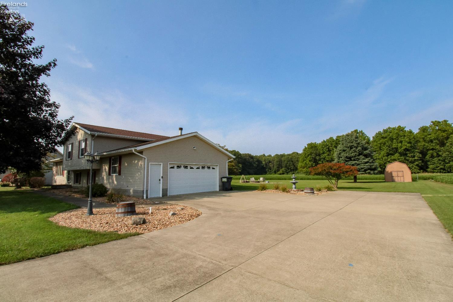 Norwalk, Ohio 44857, United States, 3 Bedrooms Bedrooms, ,2 BathroomsBathrooms,Residential,Contingent,206885