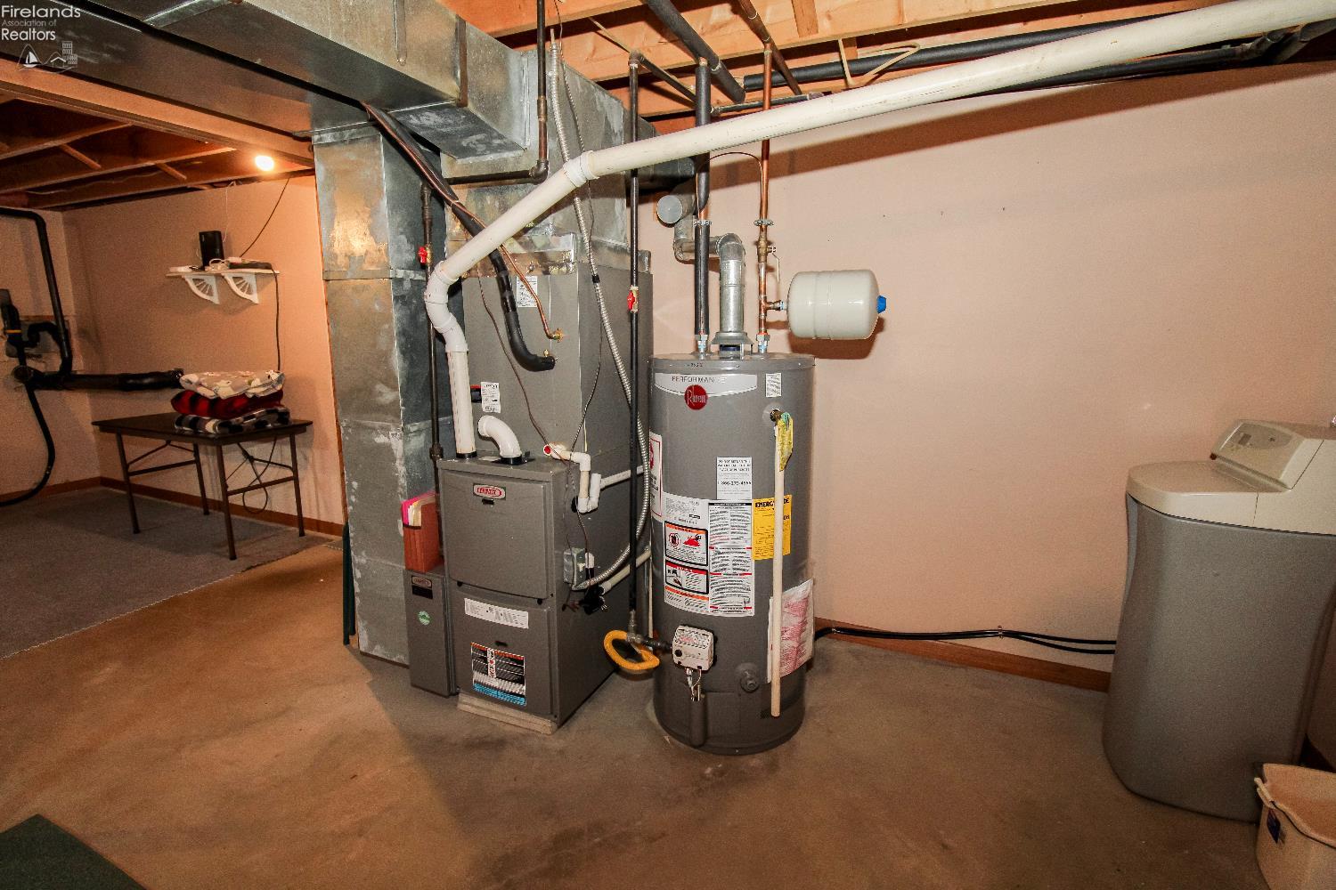 Norwalk, Ohio 44857, United States, 3 Bedrooms Bedrooms, ,2 BathroomsBathrooms,Residential,Contingent,206885