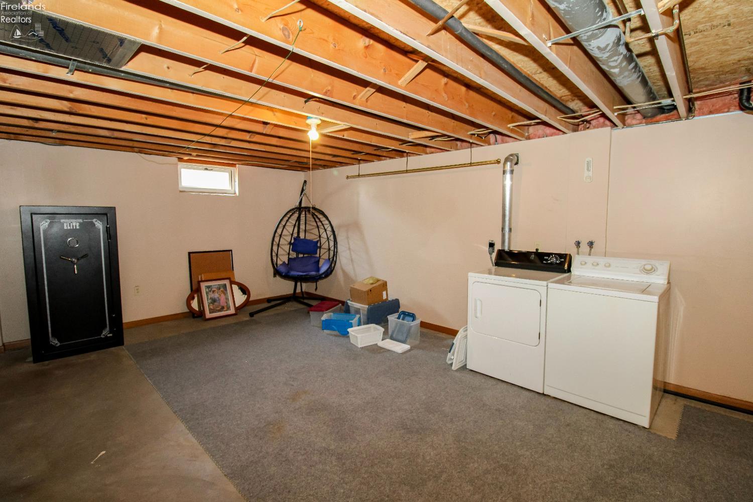 Norwalk, Ohio 44857, United States, 3 Bedrooms Bedrooms, ,2 BathroomsBathrooms,Residential,Contingent,206885