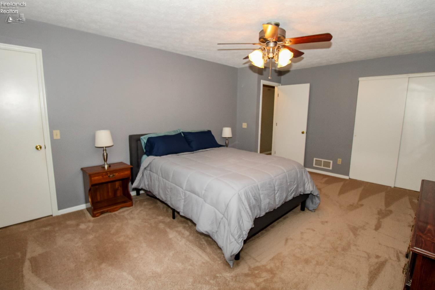 Norwalk, Ohio 44857, United States, 3 Bedrooms Bedrooms, ,2 BathroomsBathrooms,Residential,Contingent,206885