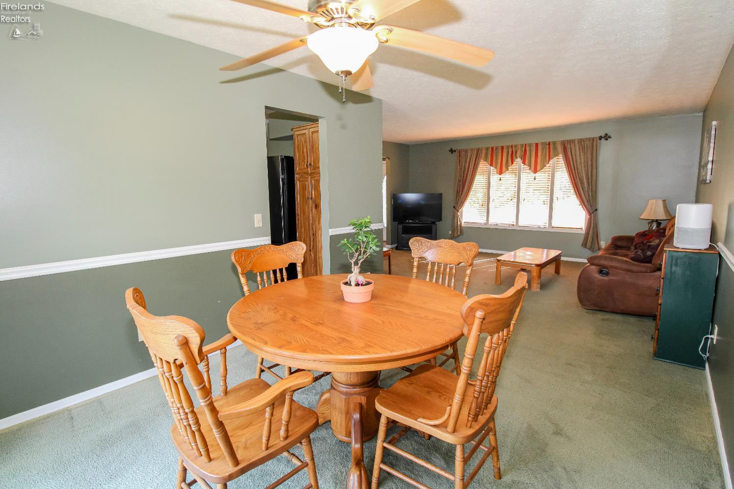 Norwalk, Ohio 44857, United States, 3 Bedrooms Bedrooms, ,2 BathroomsBathrooms,Residential,Contingent,206885