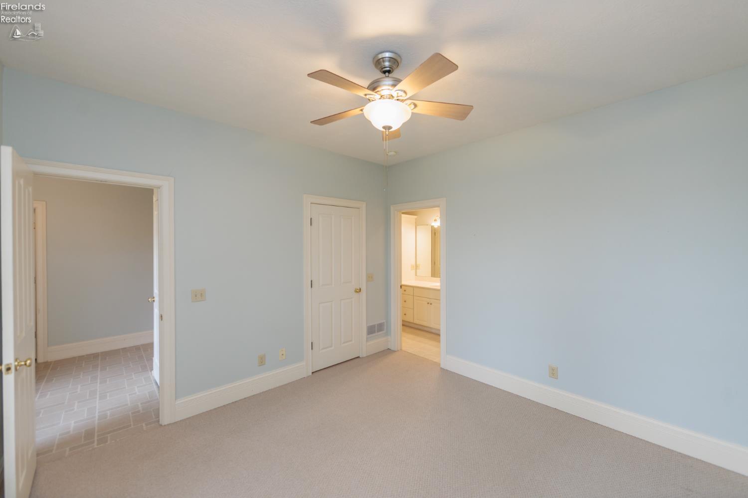 2 N Executive Village Court #B, Norwalk, New Mexico image 25