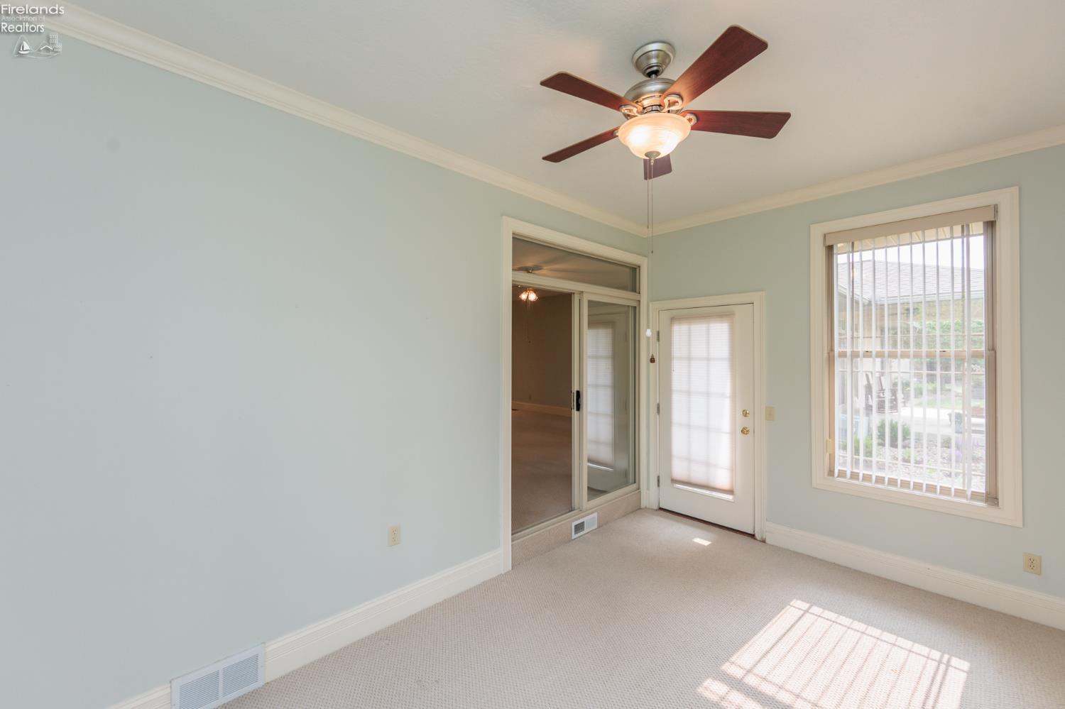 2 N Executive Village Court #B, Norwalk, New Mexico image 23