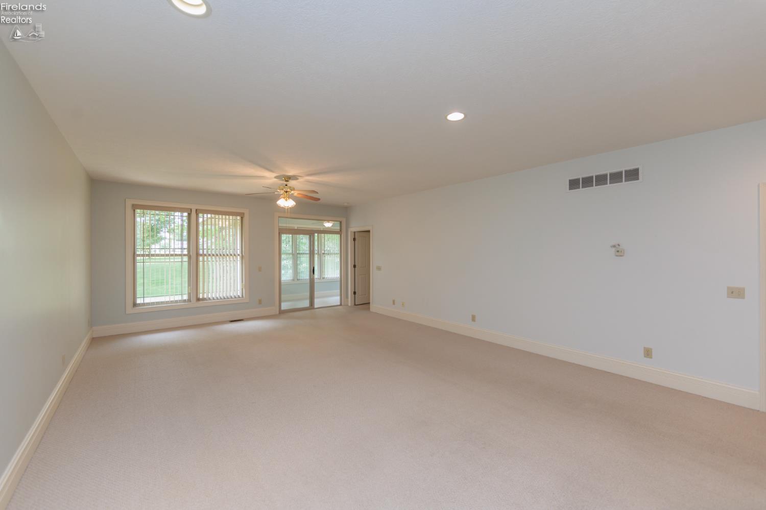2 N Executive Village Court #B, Norwalk, New Mexico image 14