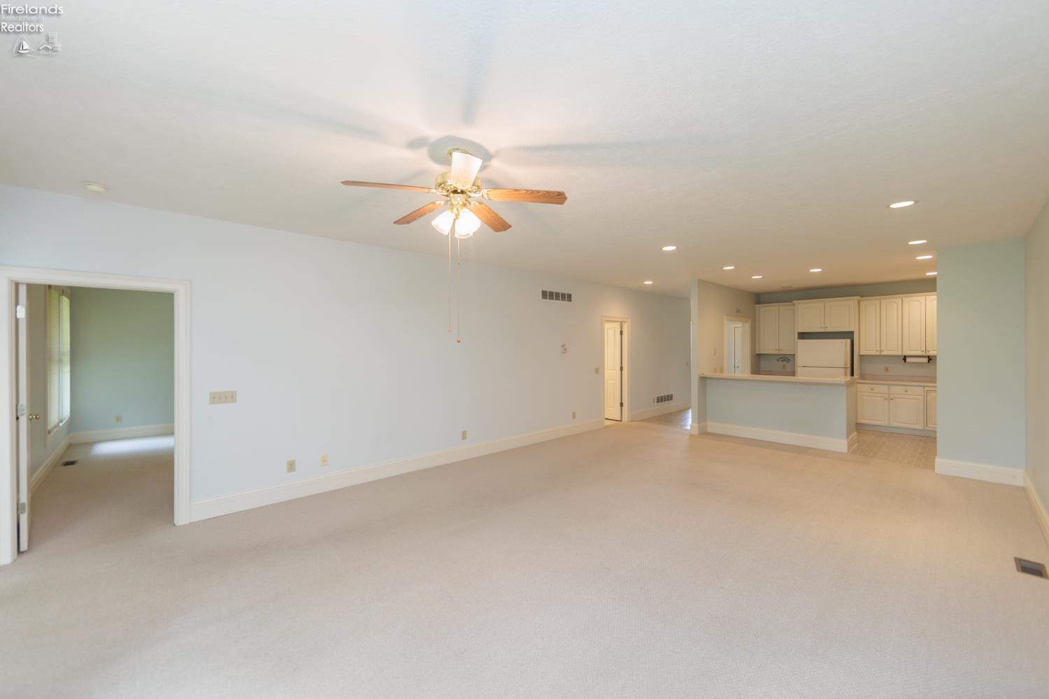 2 N Executive Village Court #B, Norwalk, New Mexico image 18