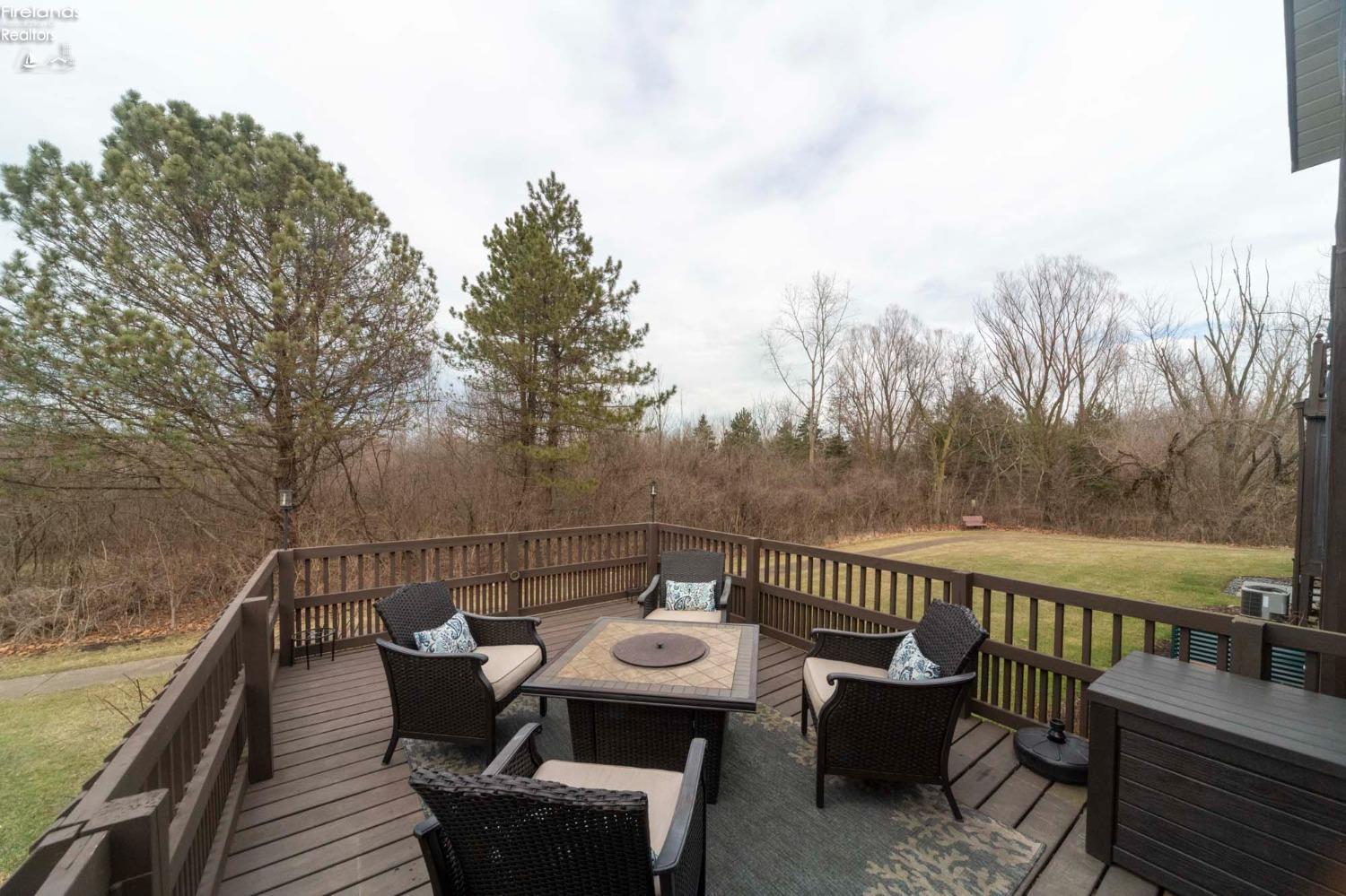 705 S Elizabeth Drive, Huron, Ohio image 28