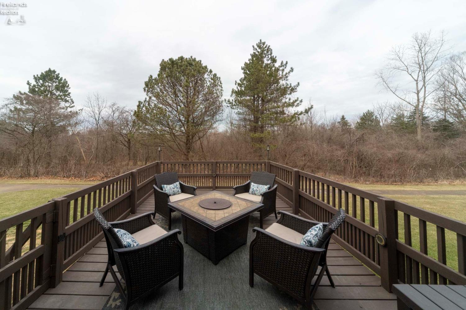 705 S Elizabeth Drive, Huron, Ohio image 26