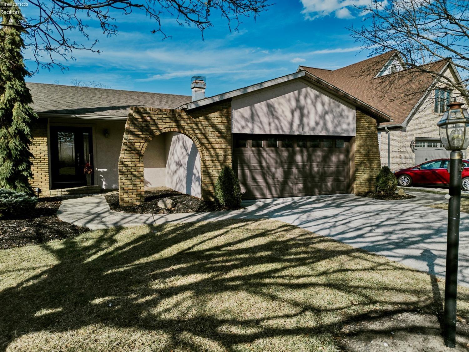 511 E Stoneway Drive, Sandusky, Ohio image 2