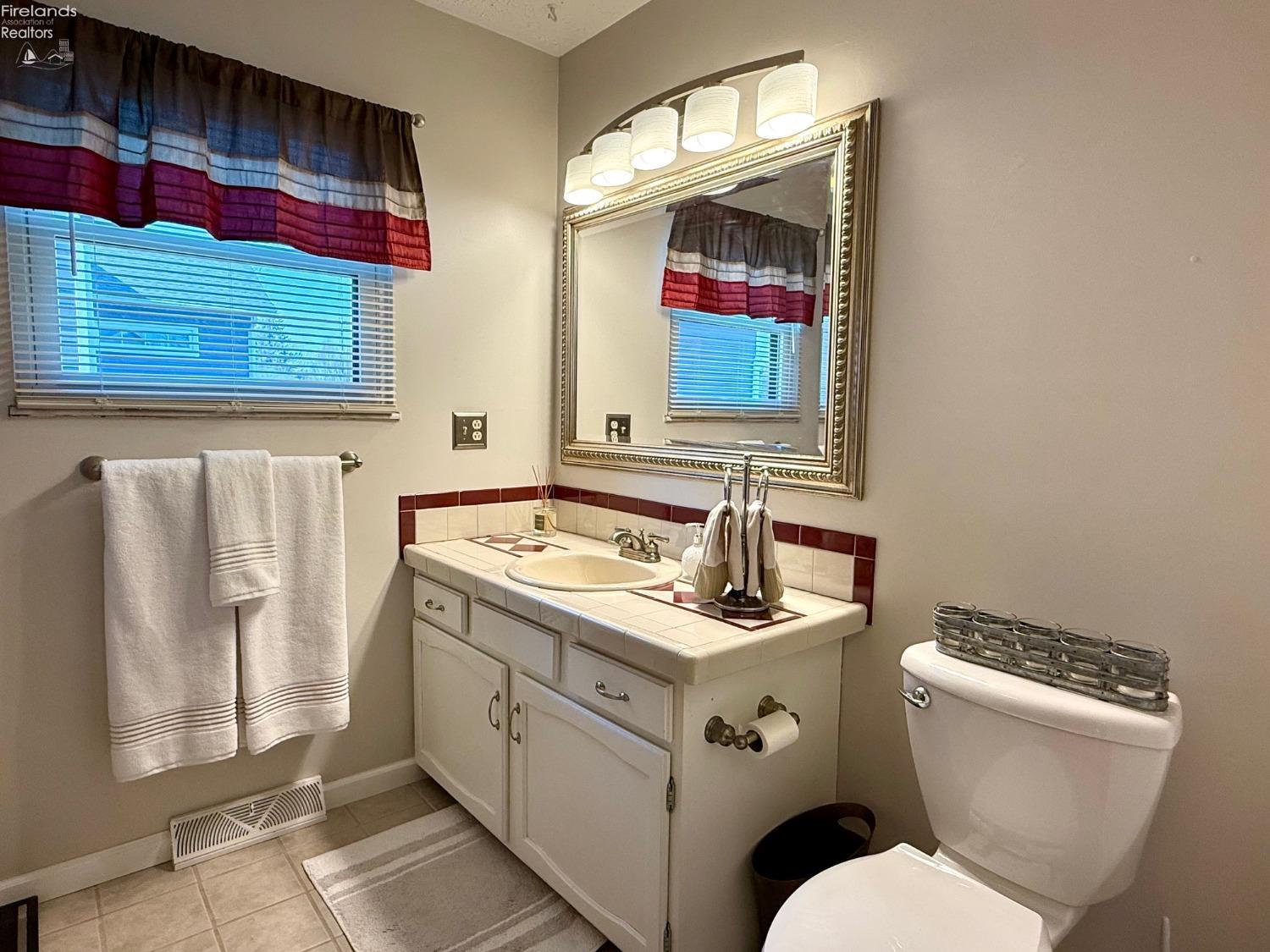 511 E Stoneway Drive, Sandusky, Ohio image 25