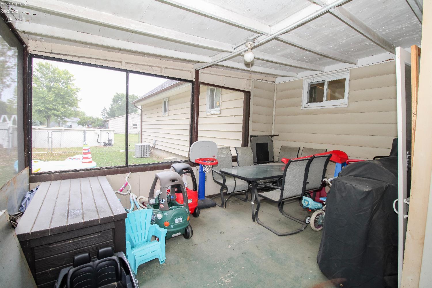 Castalia, Ohio 44824, United States, 3 Bedrooms Bedrooms, ,2 BathroomsBathrooms,Residential,Active,216510