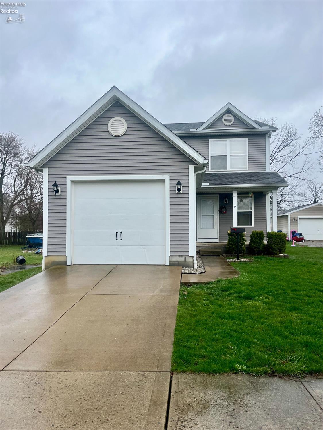 38 S Short Sherman Street, New London, Ohio image 1