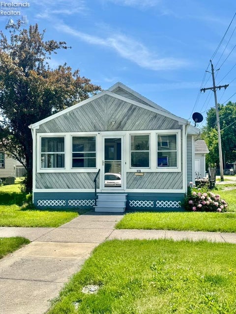 Photo for 515 W Fifth Street