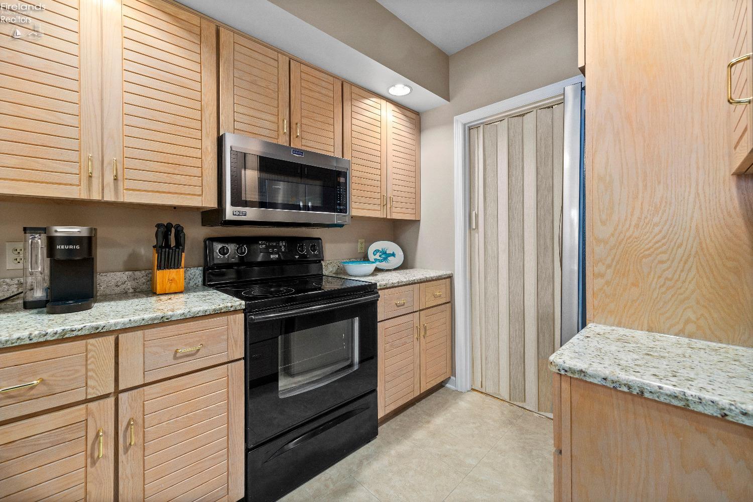 628 Mariner Village Drive, Huron, New Mexico image 11