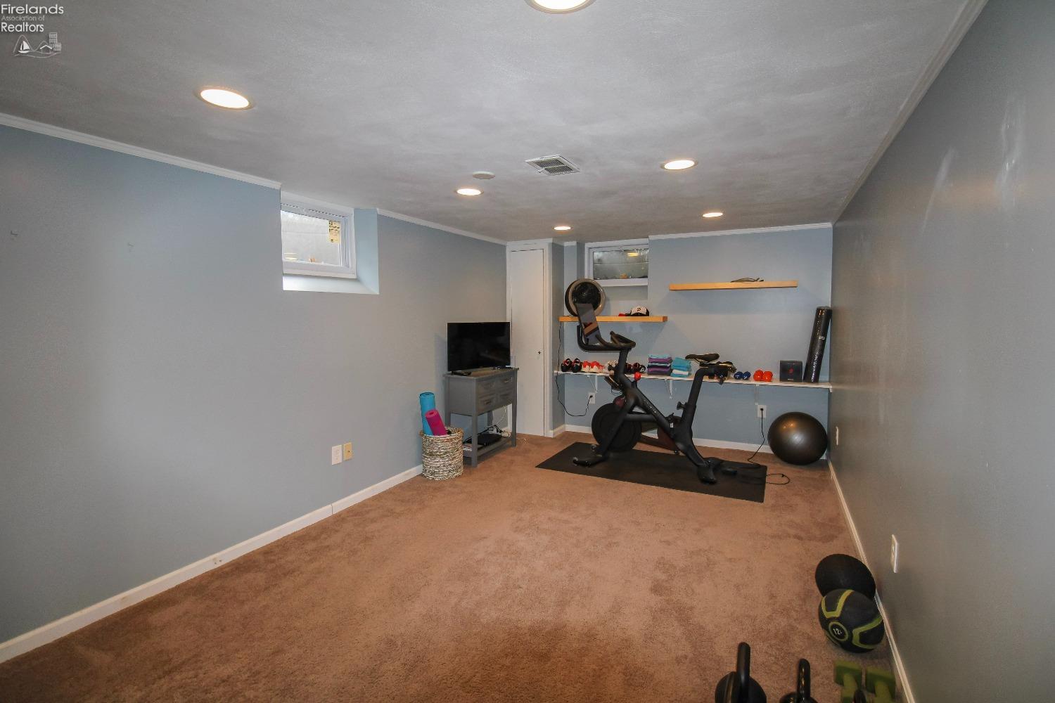 Bay Village, Ohio 44140, United States, 3 Bedrooms Bedrooms, ,2 BathroomsBathrooms,Residential,Active,121088