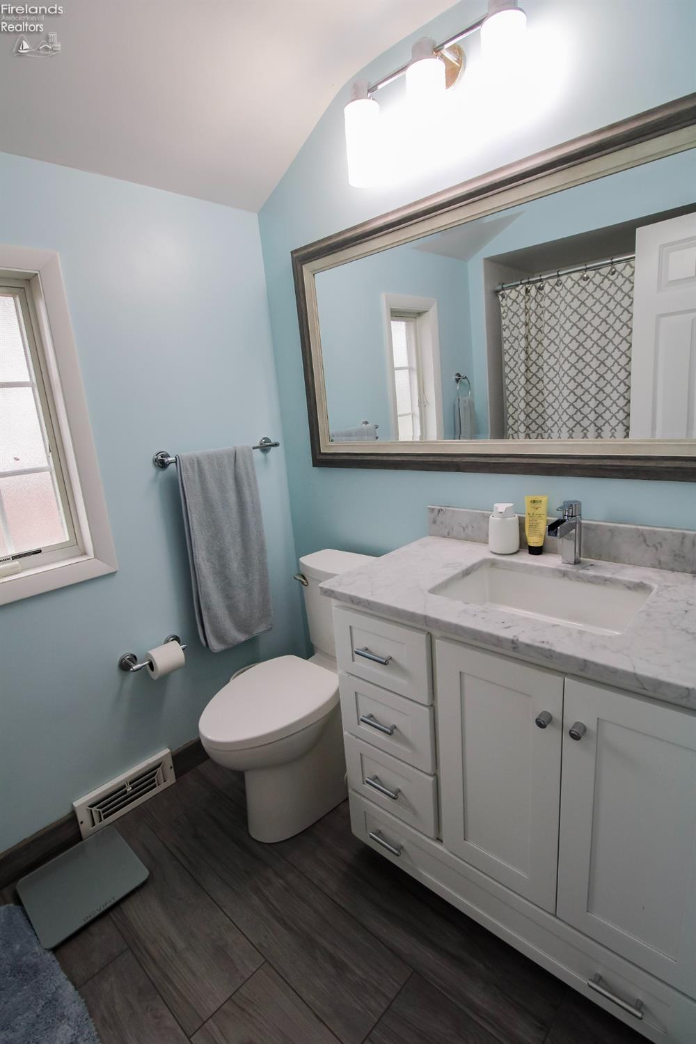 Bay Village, Ohio 44140, United States, 3 Bedrooms Bedrooms, ,2 BathroomsBathrooms,Residential,Active,121088