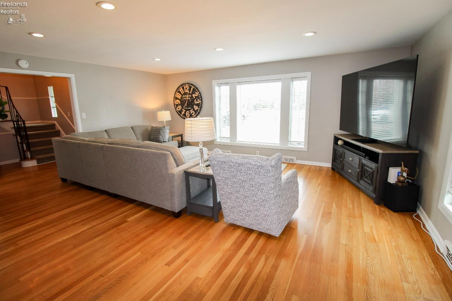 Bay Village, Ohio 44140, United States, 3 Bedrooms Bedrooms, ,2 BathroomsBathrooms,Residential,Active,121088