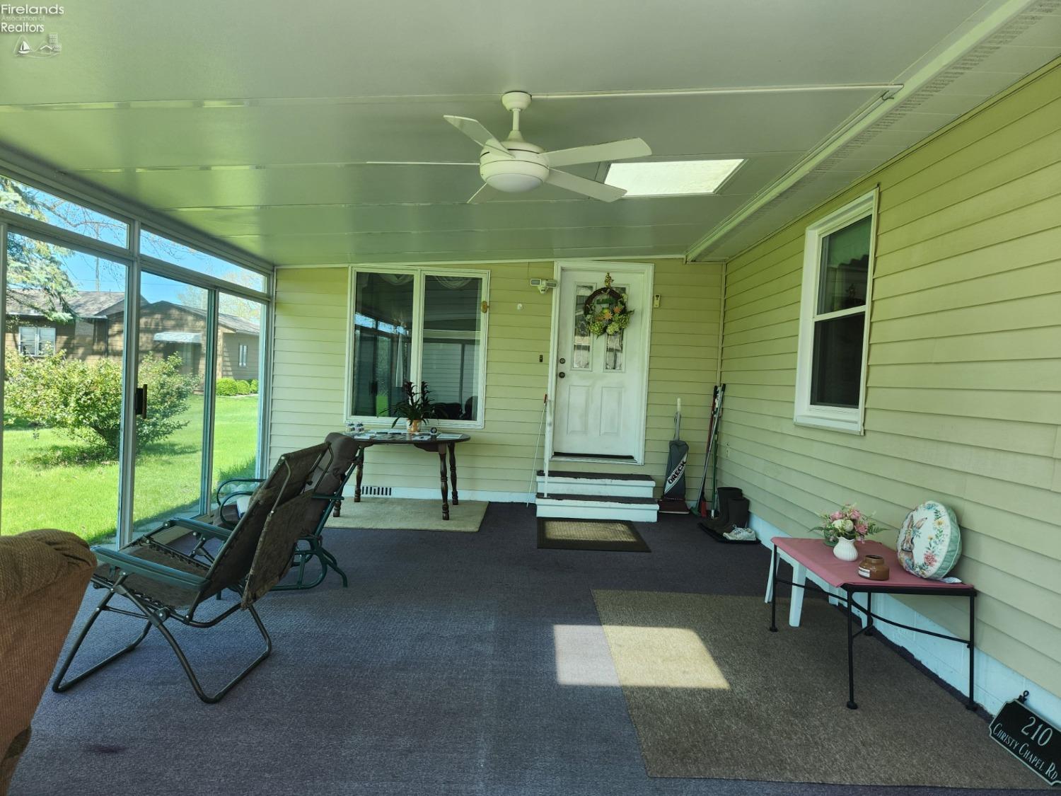 210 N. Christy Chapel Rd Rd, Port Clinton, Ohio image 6