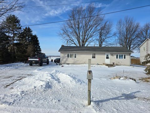 Homes For Sale - 2305 Bardshar Road<br/> Castalia, OH 44824