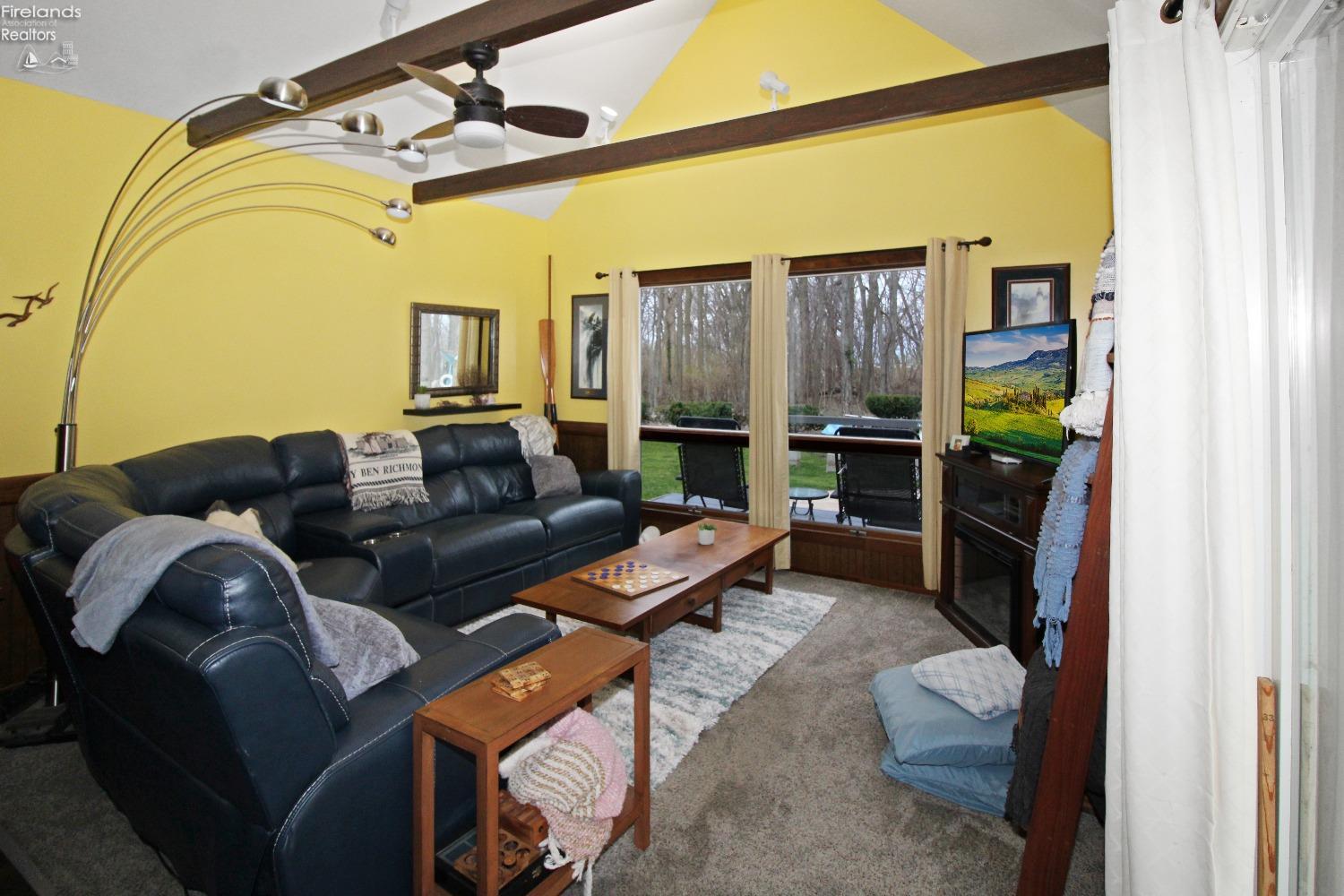 3778 N Cliff Road, Port Clinton, Texas image 5