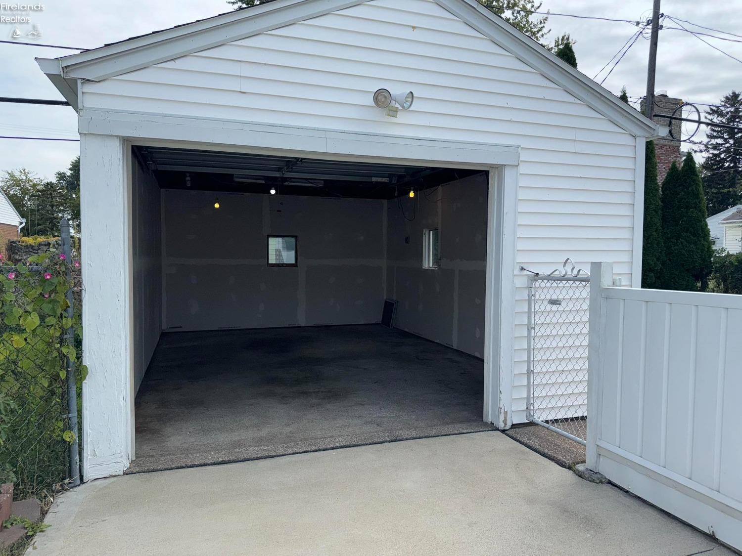 1028 Winnebago Avenue, Sandusky, Ohio image 14
