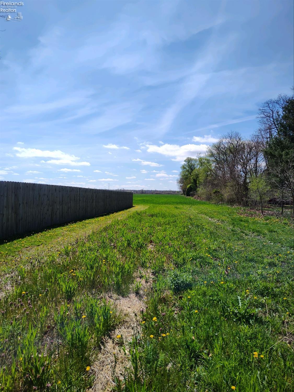 W Lake Rd. Road, Vermilion, Ohio image 6