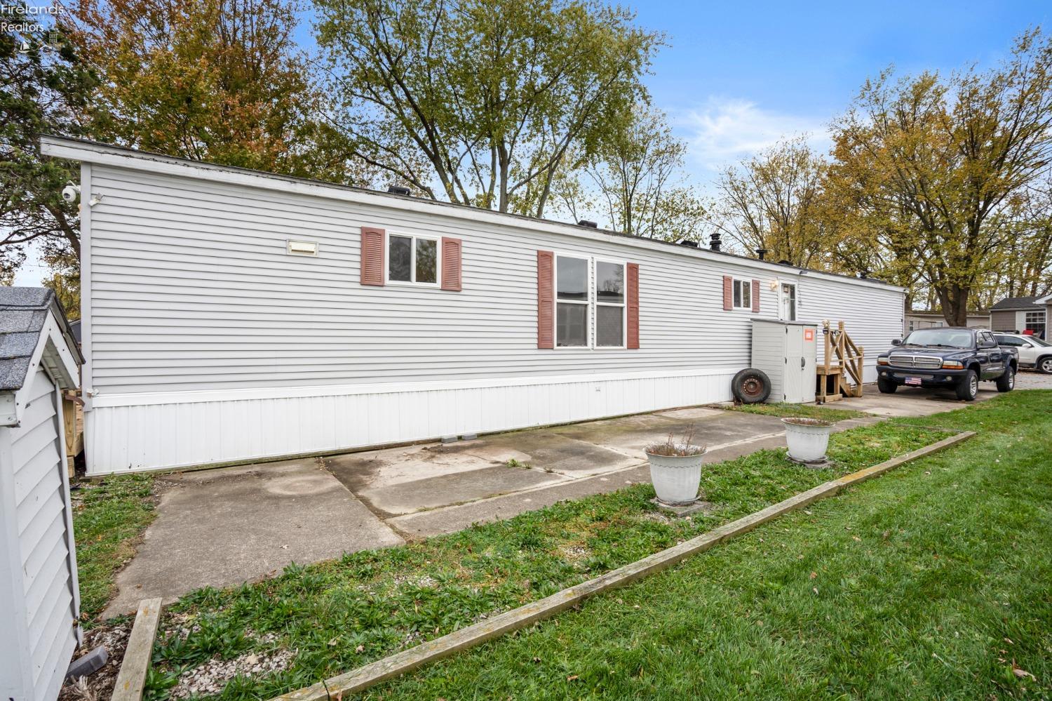 167 Driftwood Drive, Port Clinton, Ohio image 3