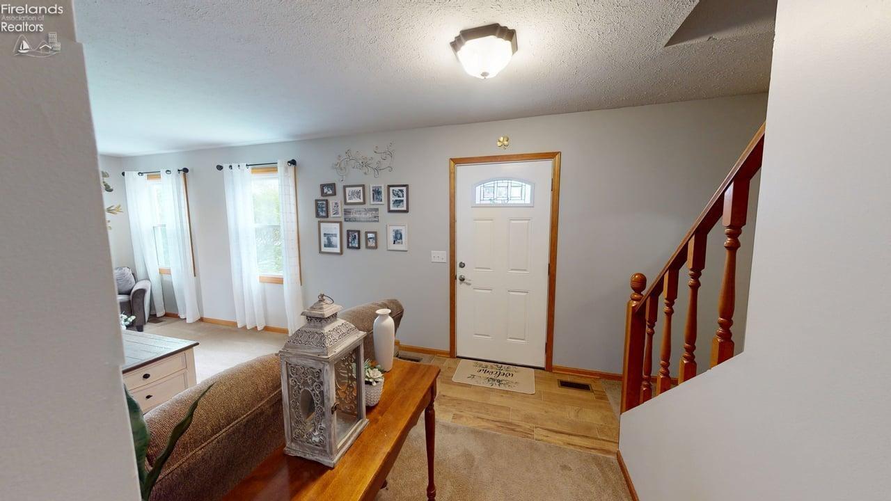 311 W Linden Avenue, Gibsonburg, Ohio image 8