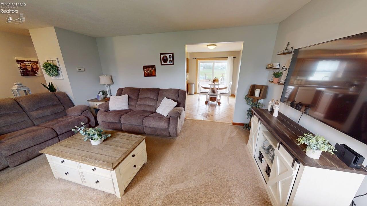 311 W Linden Avenue, Gibsonburg, Ohio image 13