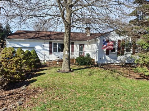Homes For Sale - 29 Fifth Street<br/> Berlin Heights, OH 44814