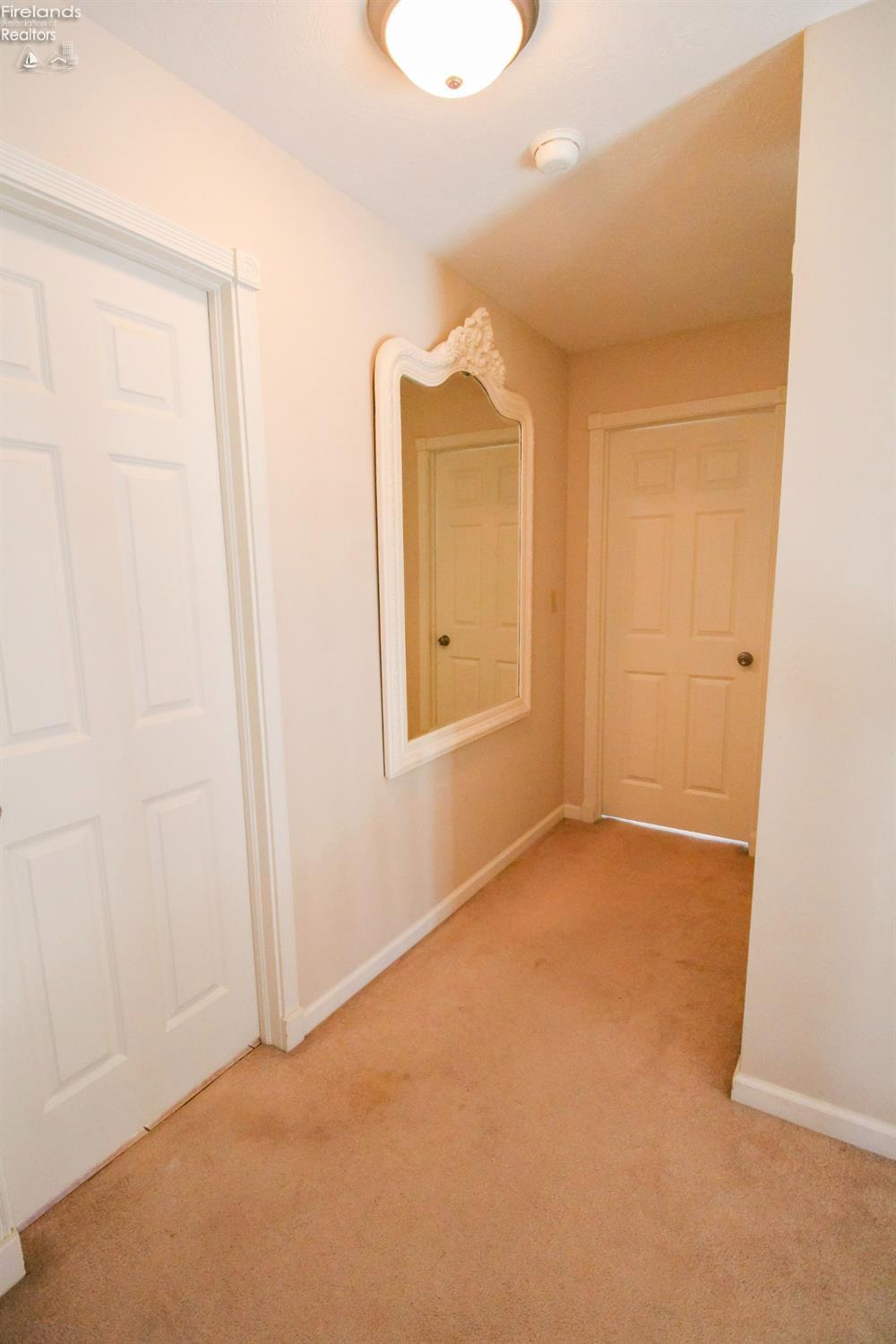 Huron, Ohio 44839, United States, 4 Bedrooms Bedrooms, ,4 BathroomsBathrooms,Residential,Contingent,15429