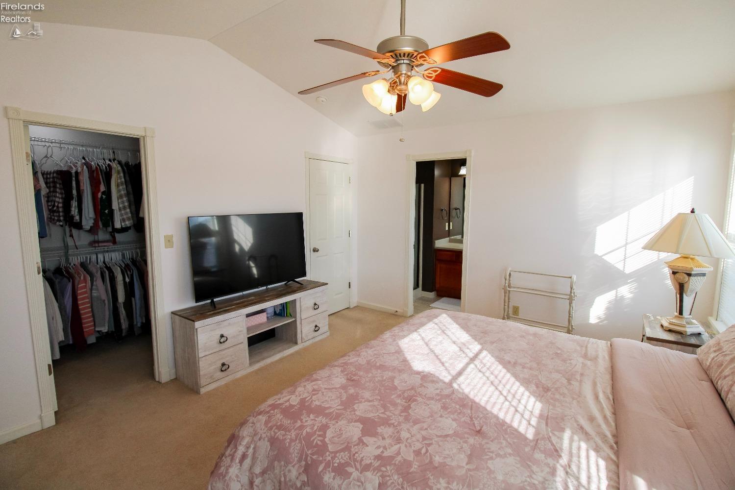 Huron, Ohio 44839, United States, 4 Bedrooms Bedrooms, ,4 BathroomsBathrooms,Residential,Contingent,15429