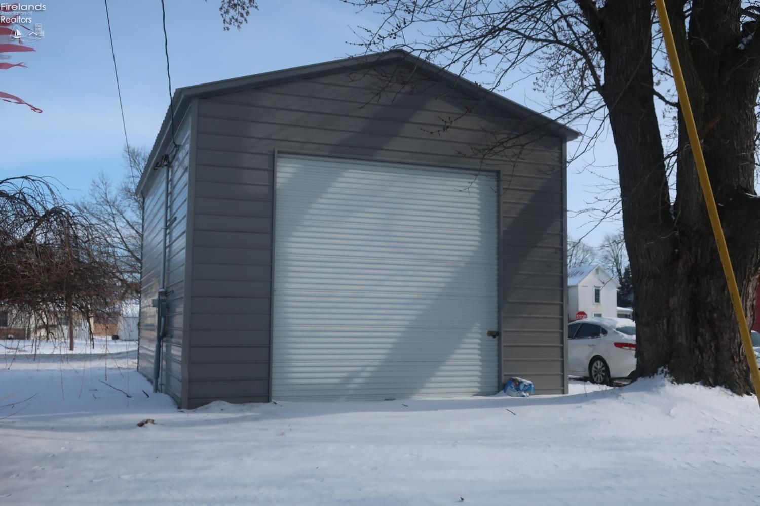211 E Hall Street, Tiffin, Ohio image 11