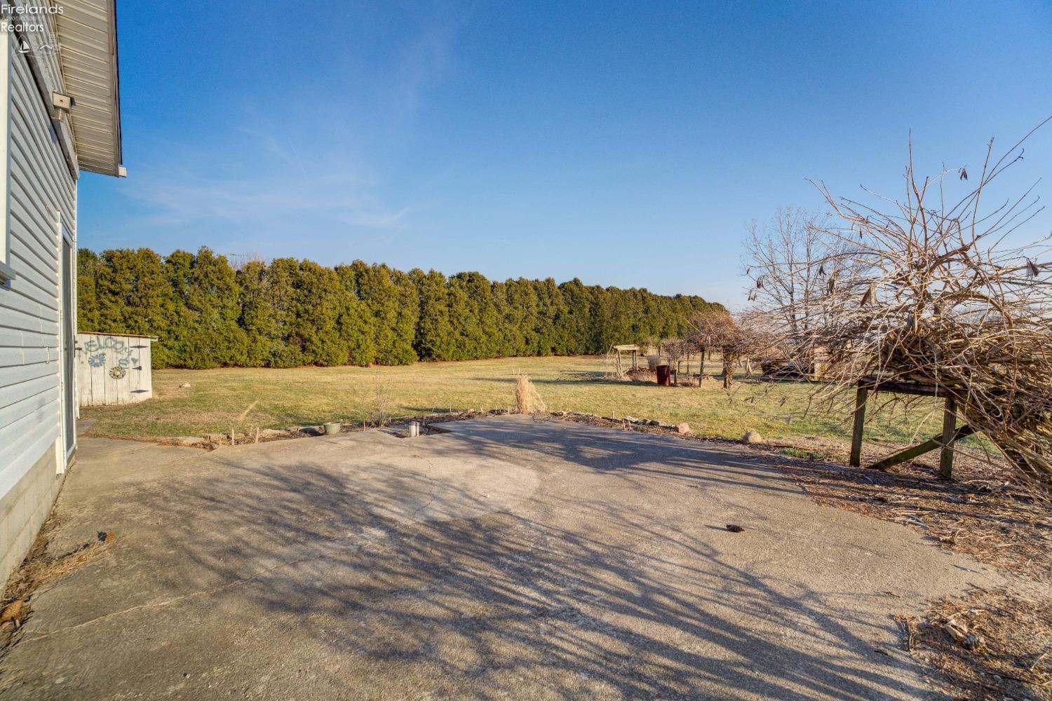 3255 Limerick Road, Clyde, Ohio image 48