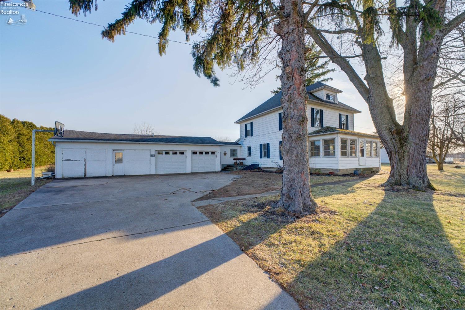 3255 Limerick Road, Clyde, Ohio image 3