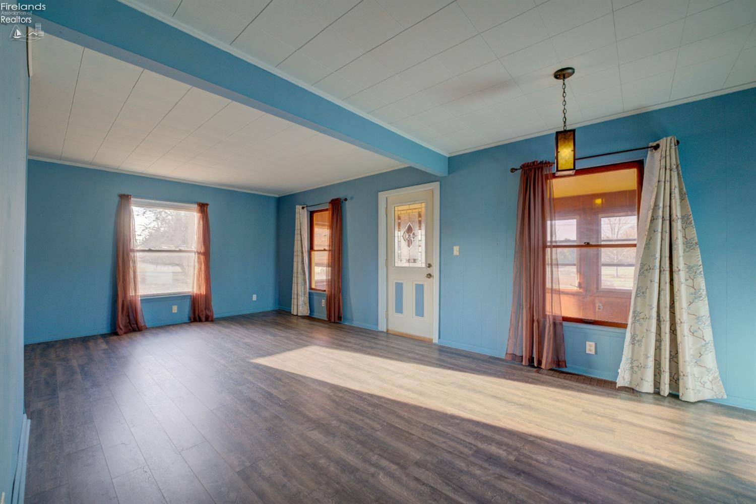3255 Limerick Road, Clyde, Ohio image 9