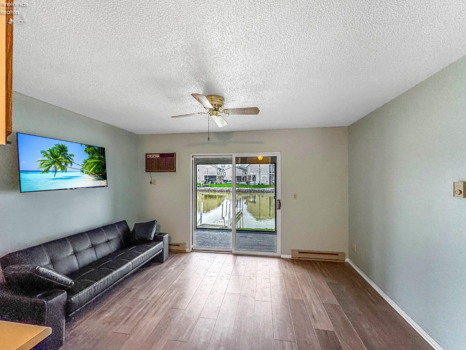 6334 N Harris Harbor Drive, Oak Harbor, New Mexico image 4