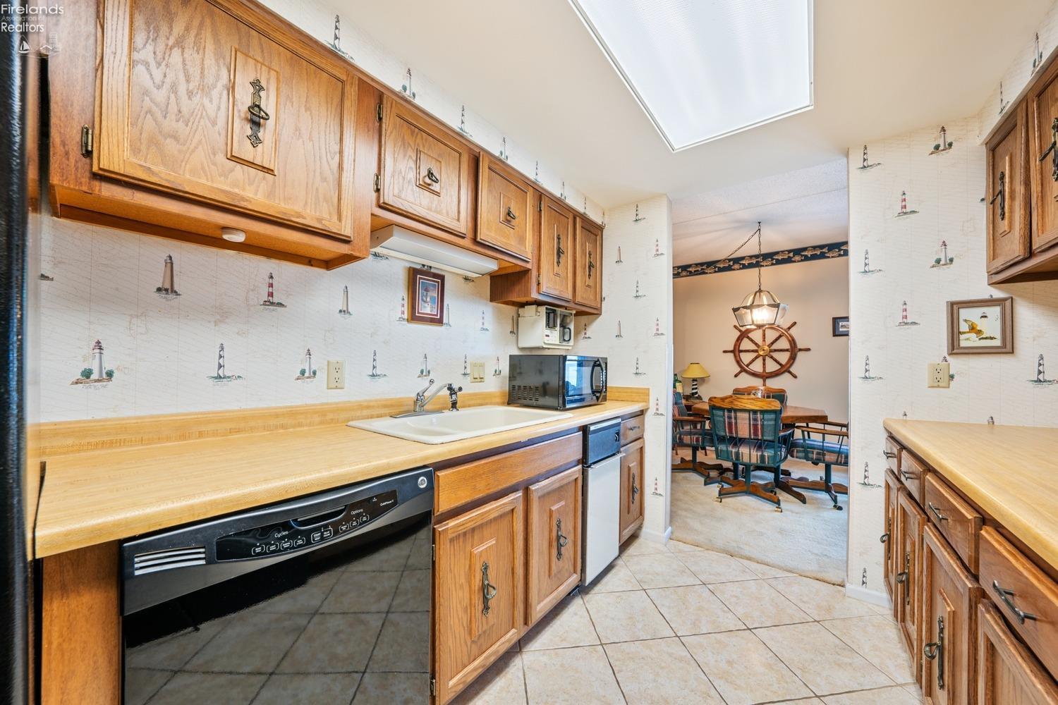 711 Lakeshore Shr #602, Port Clinton, Texas image 15