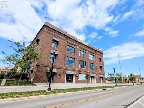 Condo For Sale - 401 W Shoreline Drive #244<br/> Sandusky, OH 44870