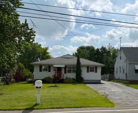 Homes For Sale - 2524 Campbell Street<br/> Sandusky, OH 44870