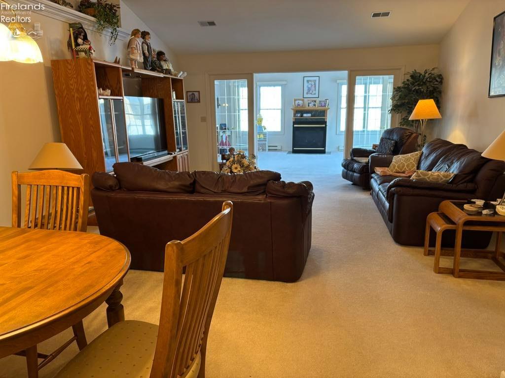 2108 Lakefield Drive, Huron, Ohio image 8